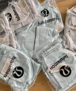 marca de ropa deportiva lululemon