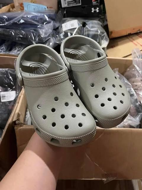 zapatos crocs hombre