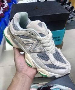 new balance 550​