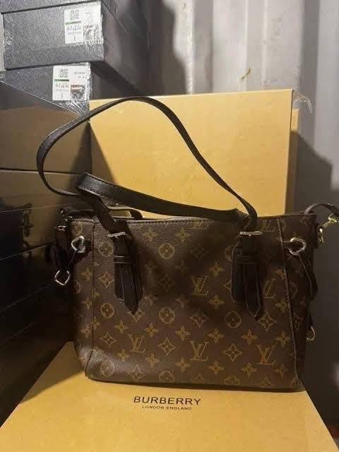 bolsa negra para mujer